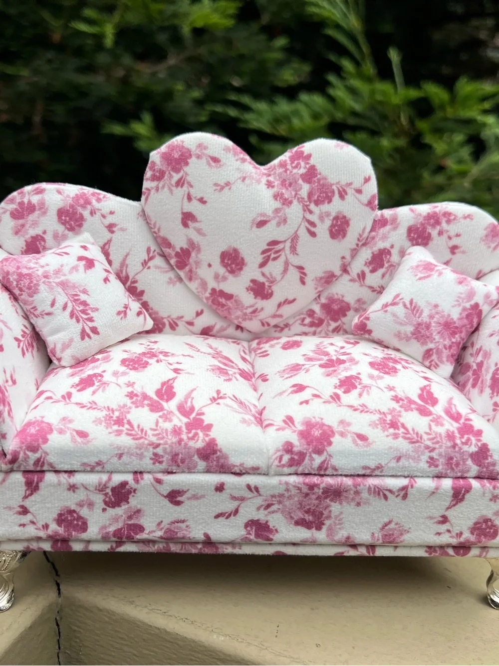 PINK FLORAL TOILE HIGH HEEL JEWELRY RING HOLDER & MINI COUCH
